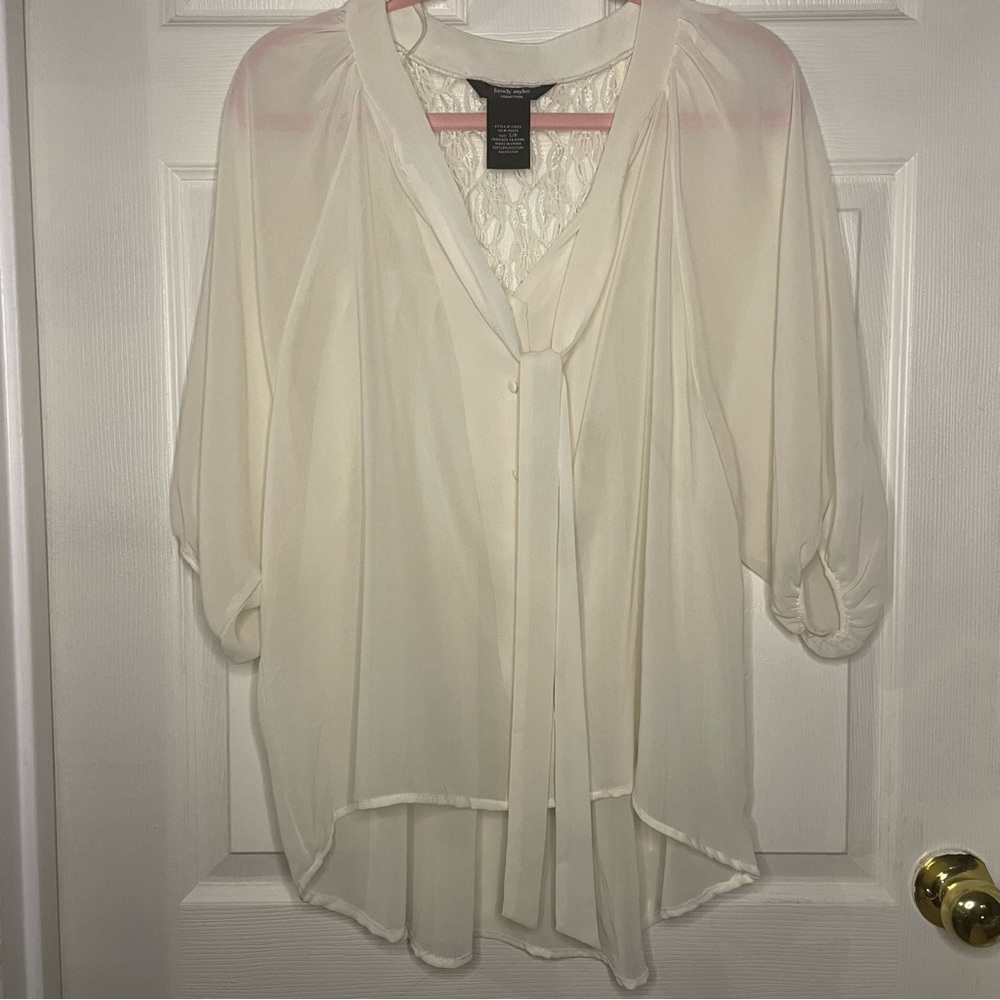 ⭐️Brody Myles collection white blouse